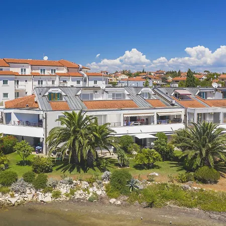 Cozy 20 Meters From The Sea *